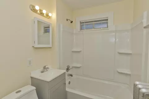 Bath - 559-561 Wilbraham Rd, Springfield, MA 01109 photo 1 of 2