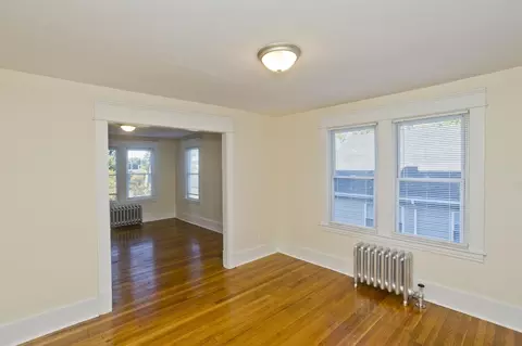 Living - 559-561 Wilbraham Rd, Springfield, MA 01109 photo 5 of 5