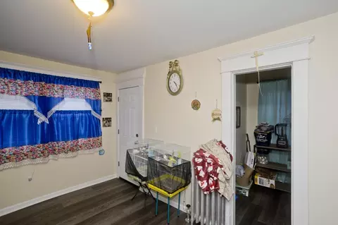 Entry Way - 559-561 Wilbraham Rd, Springfield, MA 01109 photo 3 of 3