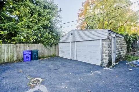 Exterior - 559-561 Wilbraham Rd, Springfield, MA 01109 photo 4 of 6