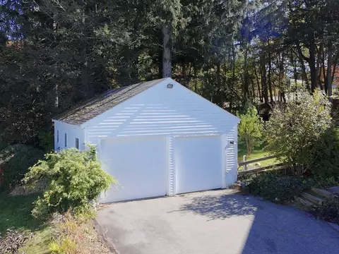 Exterior - 46 Barrett Ave, Worcester, MA 01605 photo 3 of 4