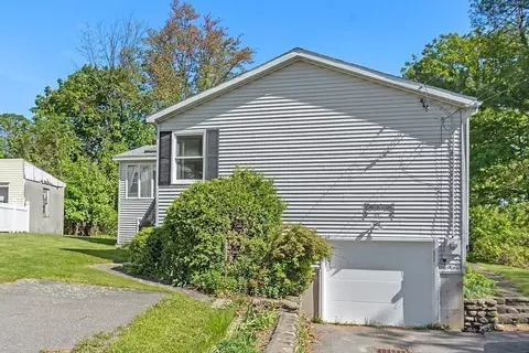 1476 Main St, Leominster, MA 01453