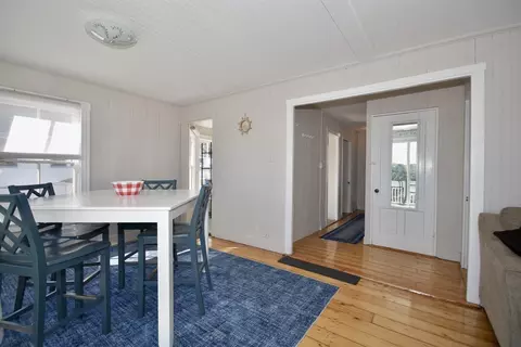 Dining - 51 South Blvd, Wareham, MA 02571 photo 3 of 3