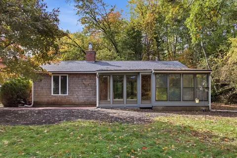 61 Washington St #1, Groveland, MA 01834