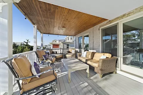 Exterior - 57 Ocean Dr, Scituate, MA 02066 photo 4 of 10