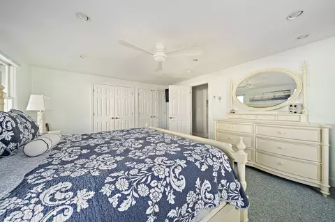 Bedroom - 57 Ocean Dr, Scituate, MA 02066 photo 5 of 7