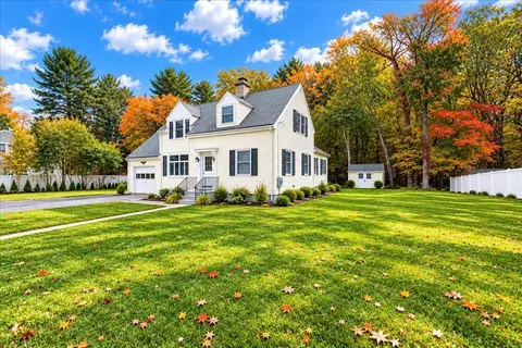 Exterior - 20 Wright St, North Reading, MA 01864 photo 2 of 5