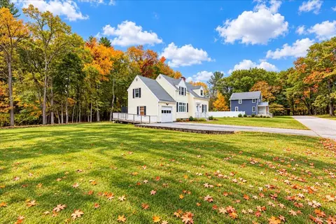 Exterior - 20 Wright St, North Reading, MA 01864 photo 3 of 5