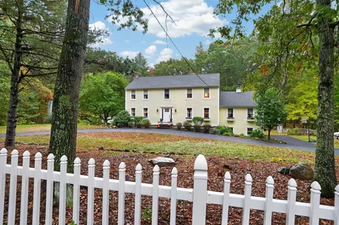 122 Prides Crossing Rd, Sudbury, MA 01776