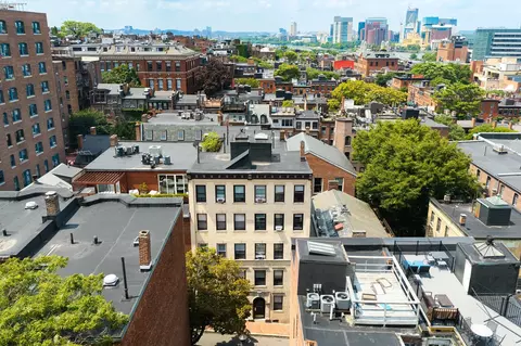 44-44 A Joy St, Boston, MA 02114