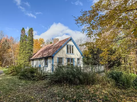 65 Thayer Hill Rd, Worthington, MA 01098