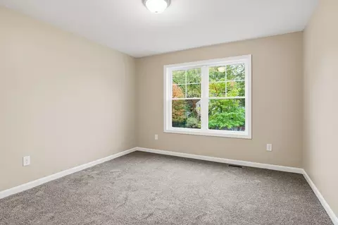 Bedroom - 167 Dorset St, Springfield, MA 01108 photo 10 of 11