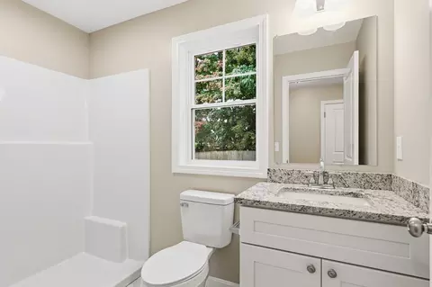 Bath - 167 Dorset St, Springfield, MA 01108 photo 1 of 4