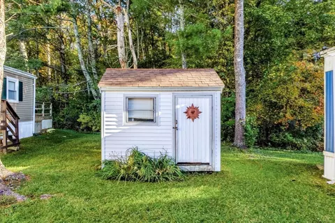 Exterior - 47 Clems Way, Acushnet, MA 02743 photo 2 of 3