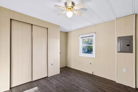 Bedroom - 47 Clems Way, Acushnet, MA 02743 photo 4 of 4