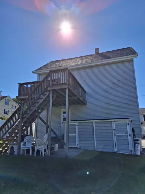 30 Riverview St, Fall River, MA 02724 photo 5