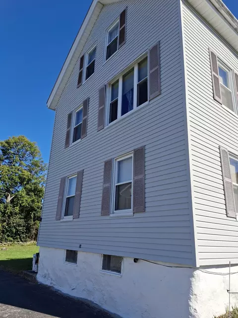 30 Riverview St, Fall River, MA 02724 photo 3