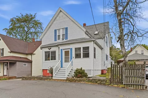 9 Rust St, Lynn, MA 01902