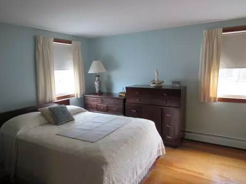 Bedroom - 14 Pinegrove Rd, Hingham, MA 02043 photo 1 of 3