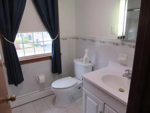 Bath - 14 Pinegrove Rd, Hingham, MA 02043 photo 2 of 2