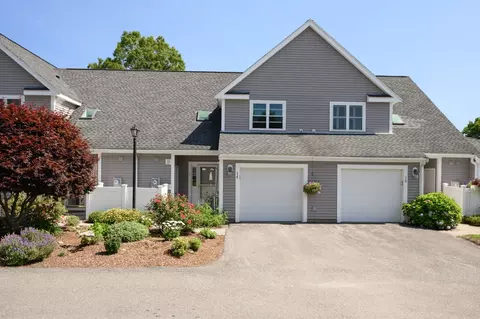14 Southcliff Dr #14, Plymouth, MA 02360