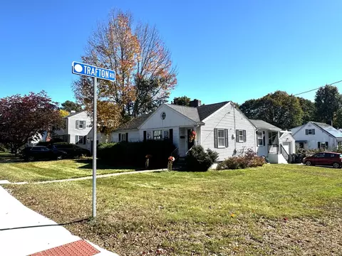 Exterior - 132 Maple St, Framingham, MA 01702 photo 3 of 15