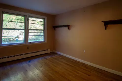 Bedroom - 92 Worcester Rd, Webster, MA 01570 photo 4 of 4