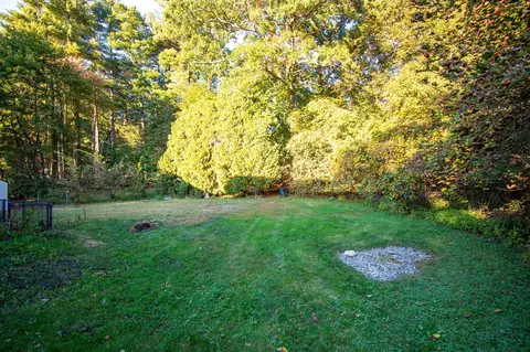 Exterior - 92 Worcester Rd, Webster, MA 01570 photo 8 of 8