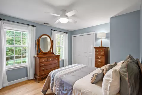 Bedroom - 27 Sibley Rd, Sutton, MA 01590 photo 4 of 7