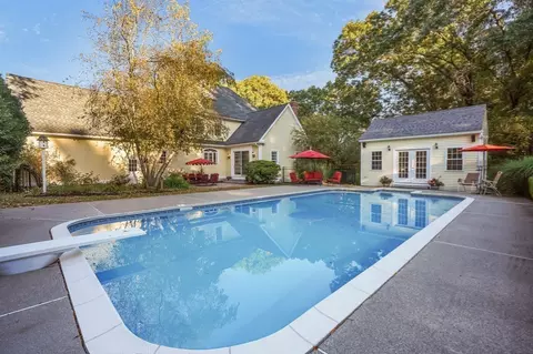 Exterior - 27 Sibley Rd, Sutton, MA 01590 photo 6 of 7