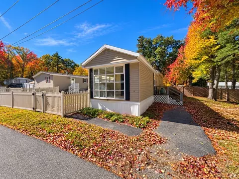 1790 Massachusetts Ave #U, Lunenburg, MA 01462