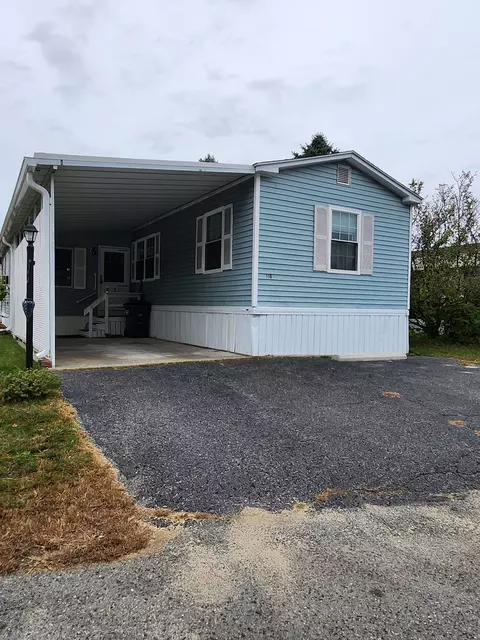 556 Central St #116, Leominster, MA 01453