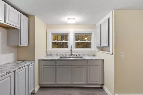 Entry Way - 771 Conant Rd, Athol, MA 01331 photo 4 of 7