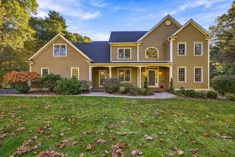 Exterior - 30 Juniper Rd, Upton, MA 01568 photo 2 of 10