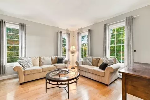 Living - 30 Juniper Rd, Upton, MA 01568 photo 3 of 5