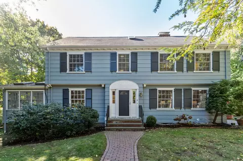 6 Prentiss Ln, Belmont, MA 02478
