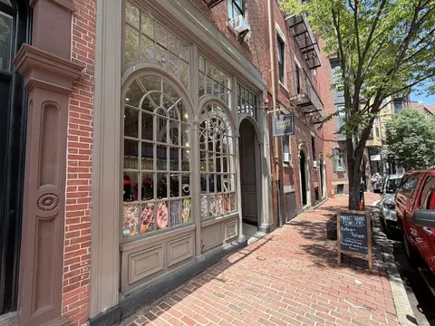 88 Charles, Boston, MA 02114