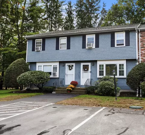 5 Christopher Dr #2, Easton, MA 02375