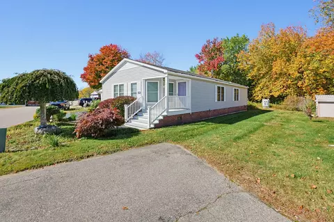 Exterior - 16 Robert Rd, Plainville, MA 02762 photo 3 of 8