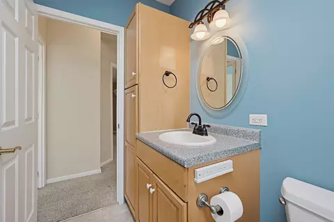 Bath - 16 Robert Rd, Plainville, MA 02762 photo 5 of 5