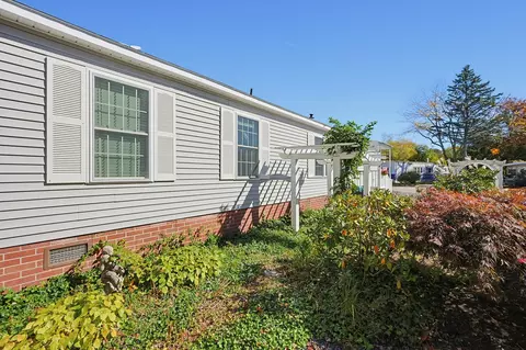 Exterior - 16 Robert Rd, Plainville, MA 02762 photo 7 of 8