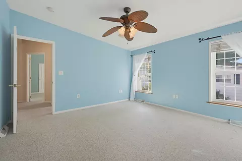 Bedroom - 16 Robert Rd, Plainville, MA 02762 photo 2 of 9