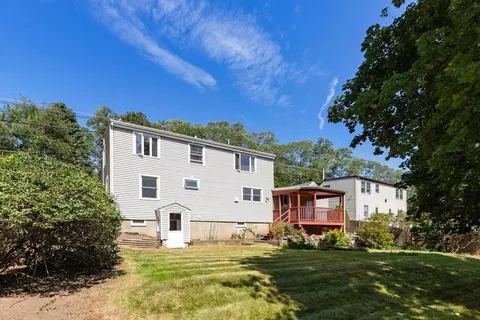 Exterior - 114 Conant St, Beverly, MA 01915 photo 8 of 10