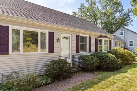 Exterior - 114 Conant St, Beverly, MA 01915 photo 4 of 10