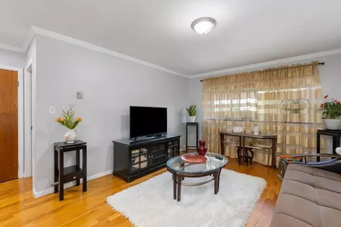 624 Hyde Park Ave #D3, Roslindale, MA 02131