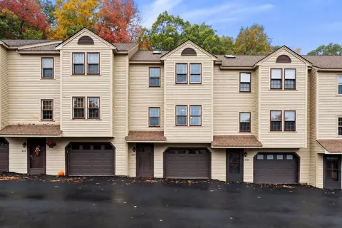 214 Morgan Dr #214, Haverhill, MA 01832