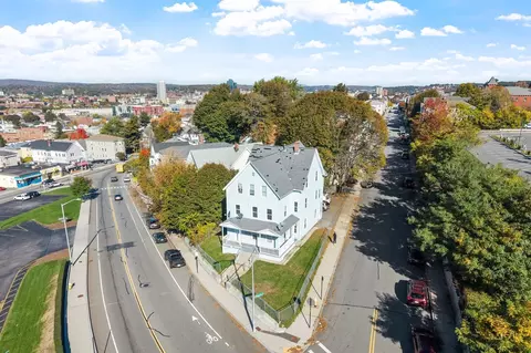 View/Area - 17 Winthrop St, Worcester, MA 01604 photo 4 of 7