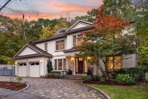 145 Hagen Rd, Newton, MA 02459