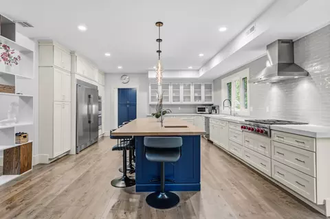 Kitchen - 80 Locust Ln, Needham, MA 02492 photo 2 of 6