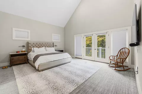Bedroom - 80 Locust Ln, Needham, MA 02492 photo 2 of 5